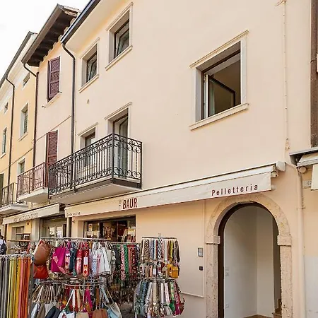 Baur - Regarda Travel * Bardolino