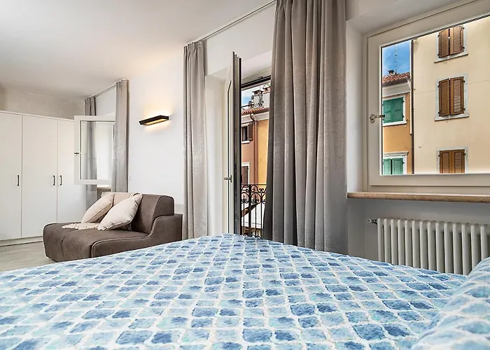 Baur - Regarda Travel * Bardolino