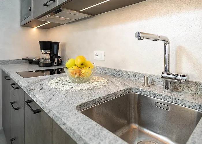 Baur - Regarda Travel *