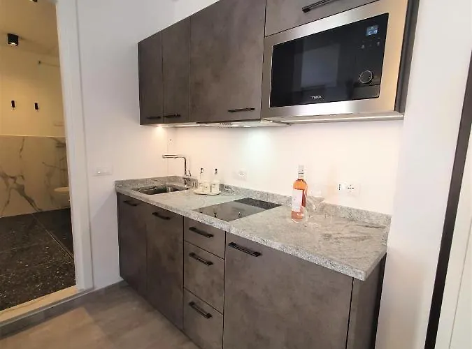 Baur - Regarda Travel